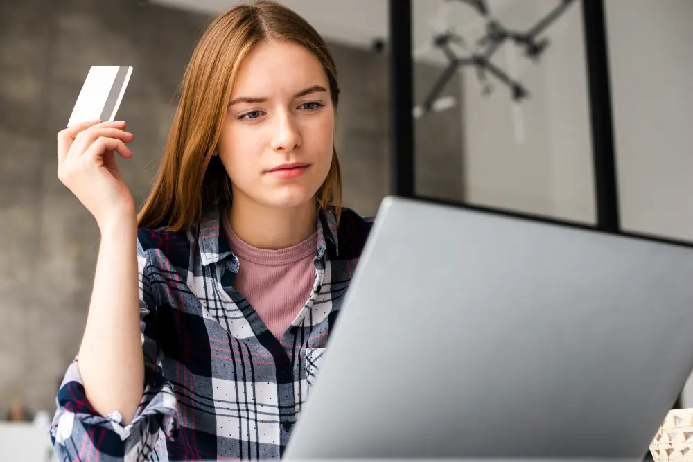 Why More Canadians Are Missing Payments in 2025, And How to Fight Back